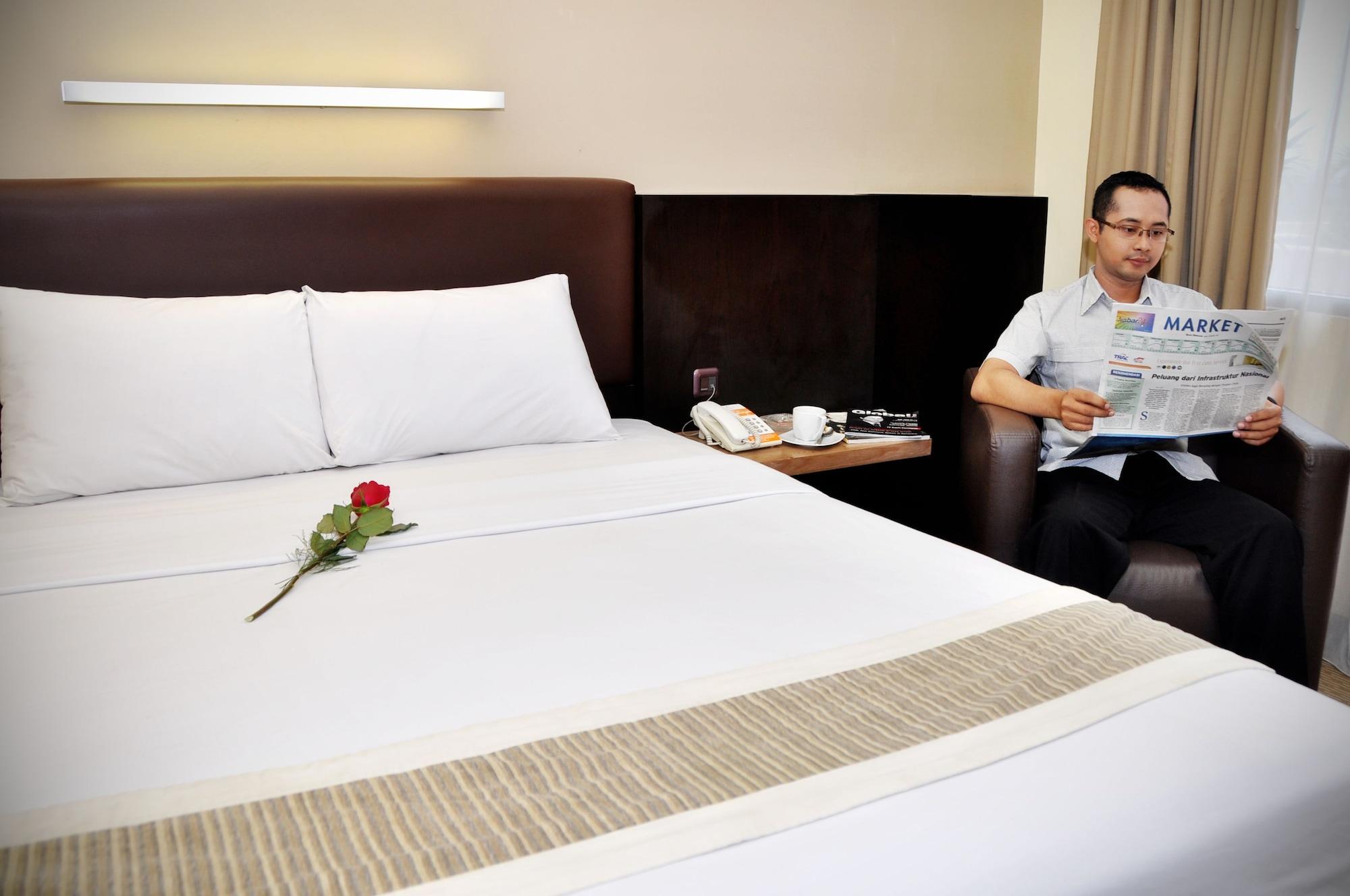 Pandanaran Hotel سيمارانغ المظهر الخارجي الصورة