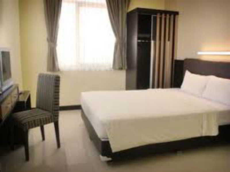 Pandanaran Hotel سيمارانغ المظهر الخارجي الصورة