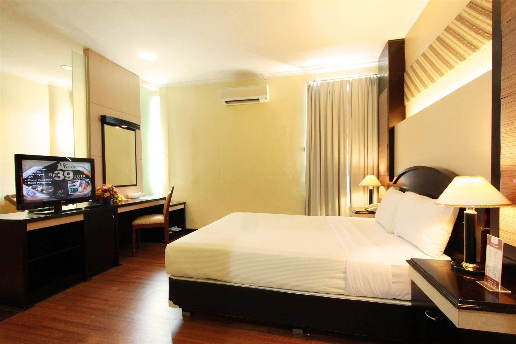 Pandanaran Hotel سيمارانغ المظهر الخارجي الصورة