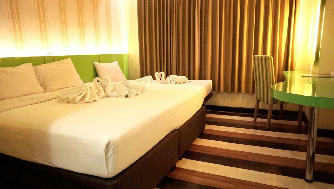 Pandanaran Hotel سيمارانغ المظهر الخارجي الصورة